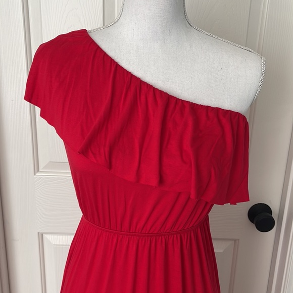 NWOT Forever 21 Red One Shoulder Ruffled Maxi Dress-Small - Picture 2 of 6
